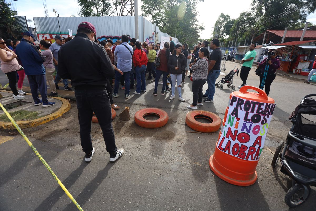 Demandan mayor seguridad en zona de construcción de Ciudad de los Deportes en Oaxaca  