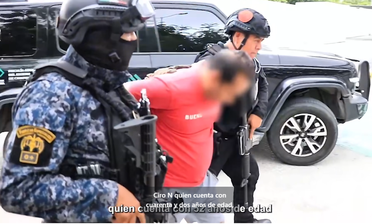 在图斯特拉·古铁雷斯逮捕了Ciro N，他涉嫌杀害了自己的妻子