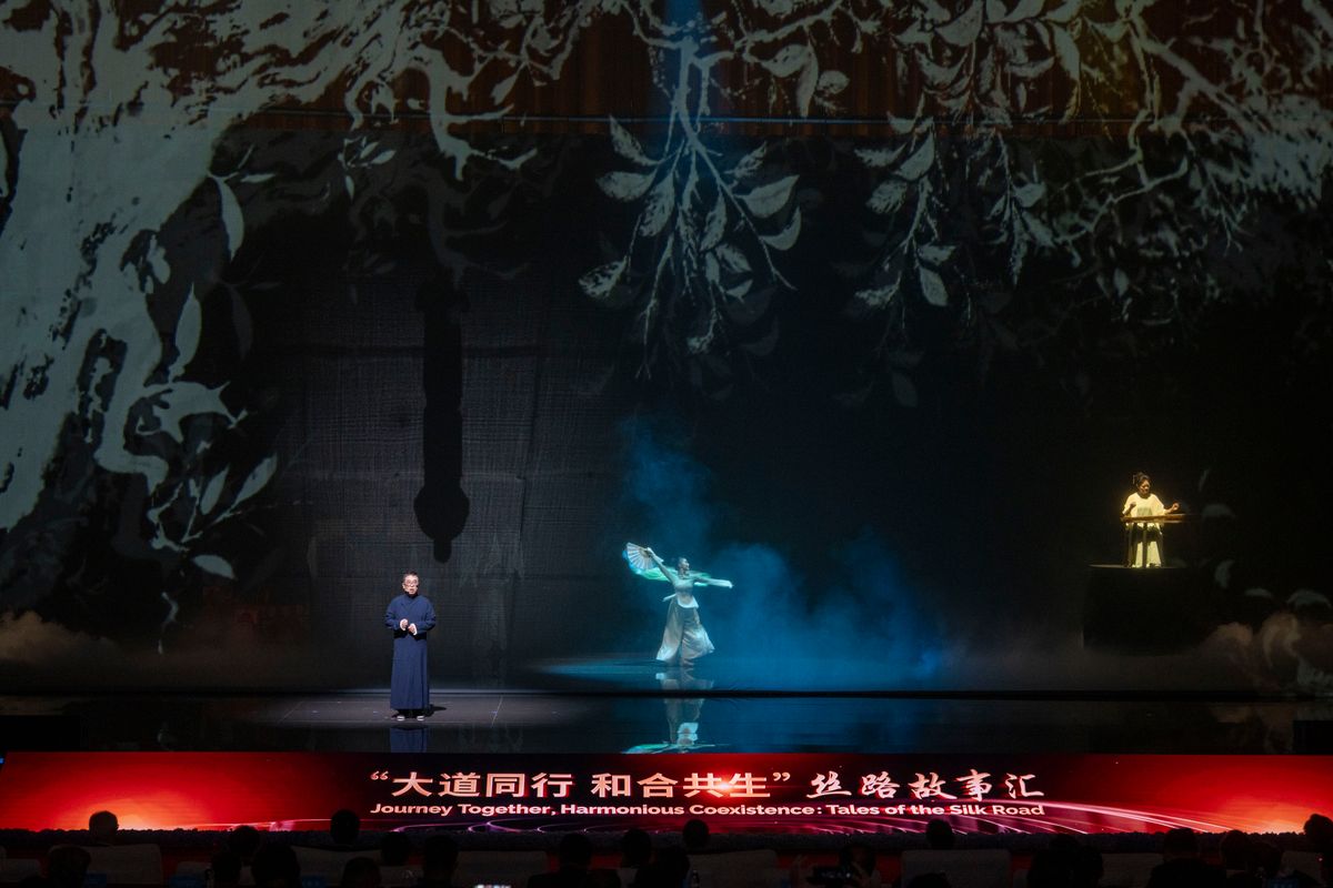 中国启动‘一带一路’媒体合作论坛第十届会议
