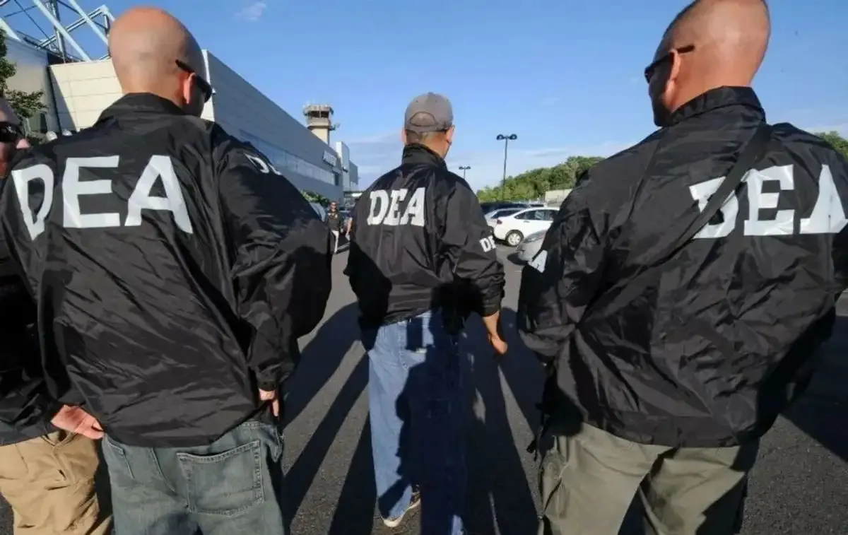 美国缉毒局（DEA）建议对墨西哥的‘毒枭’头目发动攻击，《华盛顿邮报》对此进行了报道。