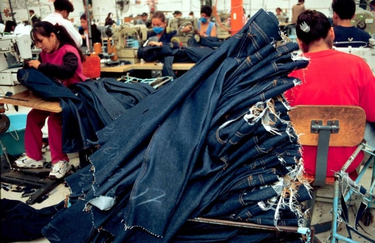 Industria manufacturera se contrajo en julio, reporta Inegi